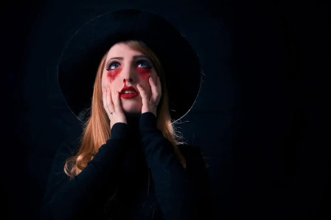 Amphettamine Lança Versão de "Romeo's Distress" do Christian Death